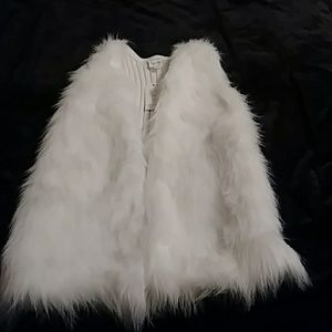 A body Faux Fur